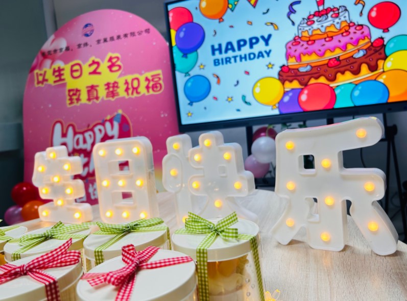 四月生日會(huì)丨春風(fēng)送暖，歡樂(lè)慶生(圖1)